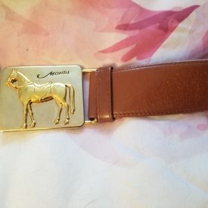 Mondi belt